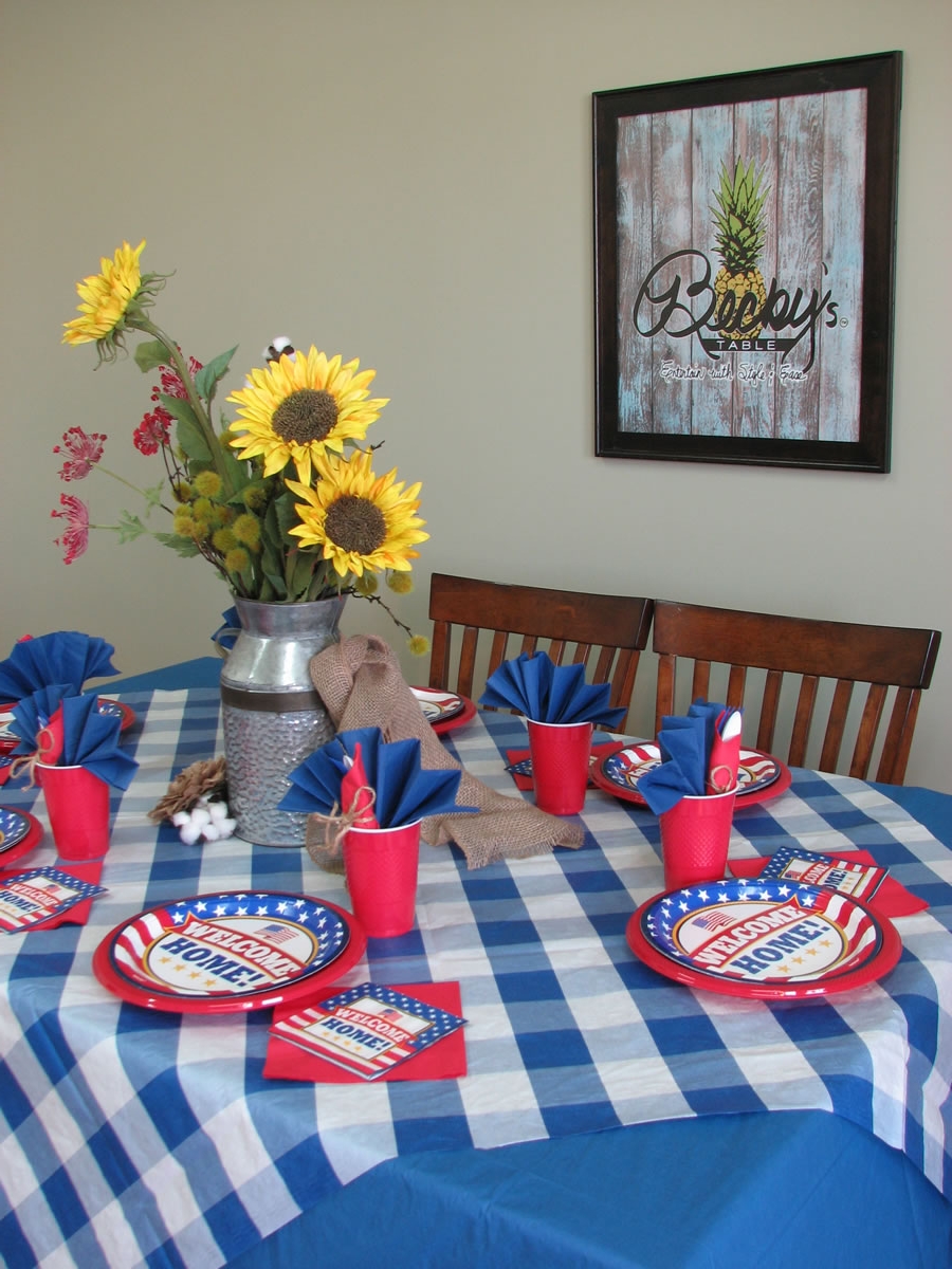Classic Plaid - Tablecover Blue and White 54" x 108" - Image 2
