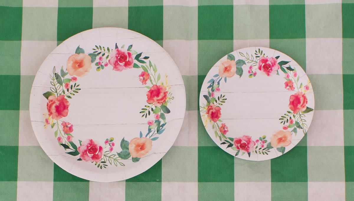 Shiplap Chic - Plates Round 10" with Floral Wreath 8-pack - Image 2