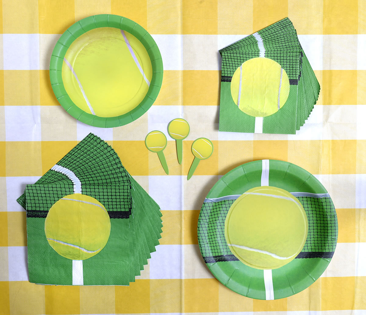 Classic Plaid - Tablecover Yellow and White 54" x 108" - Image 3